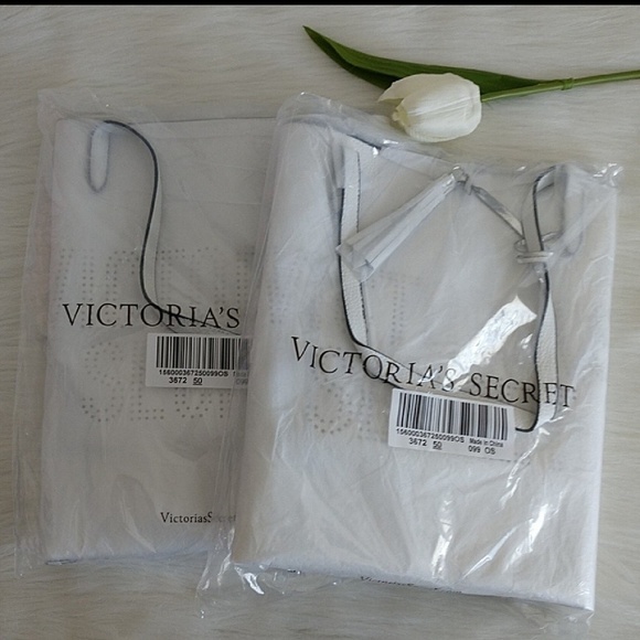 ❌🎀 Beautiful Michael Kors Totes.Authentic🎀 - Picture 7 of 7